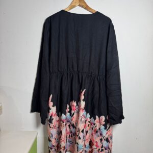 Vestido preto com estampa de flores – Shein – tam 4XL