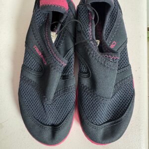 Sapatos aquáticos preto e rosa – Tribord – tam 31