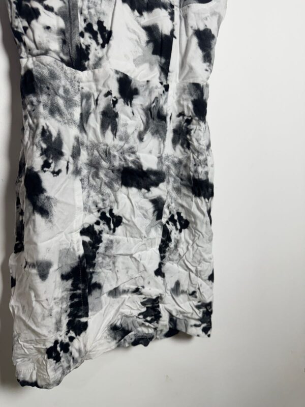 Vestido preto e branco estampado - Young Connection - tam 12 - Image 3