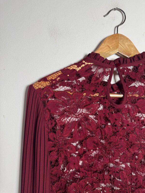 Camisa vinho de renda com manga comprida - tam 38 - Image 4