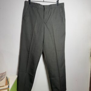 Calça cinza corte reto – tam 46