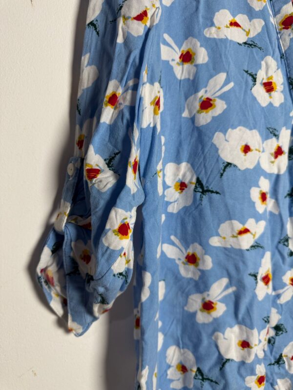 Blusa floral azul claro com mangas 3/4 - Open Up - tam M - Image 3