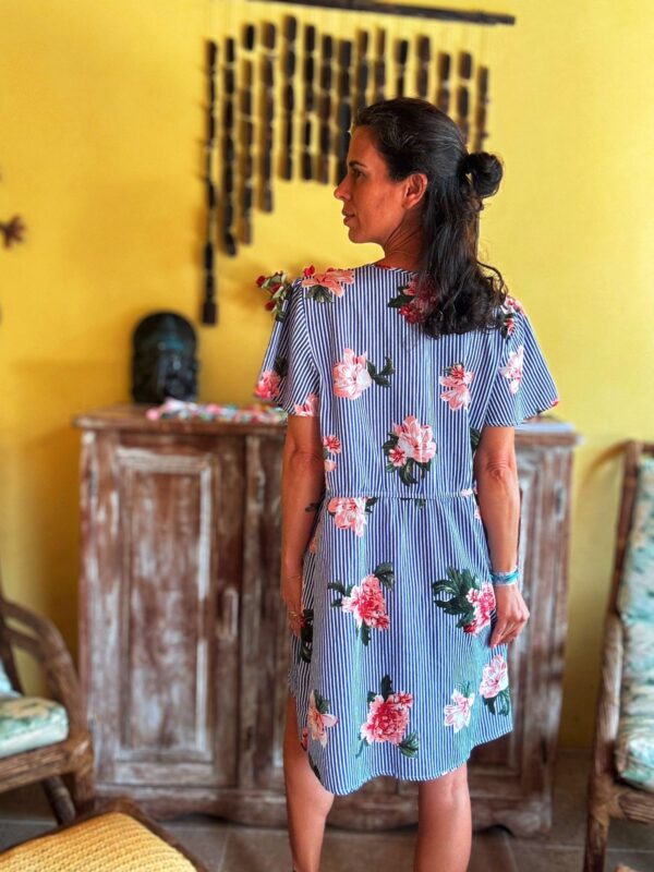 Vestido transpassado listrado azul e flores - Speed Control - tam G - Image 2