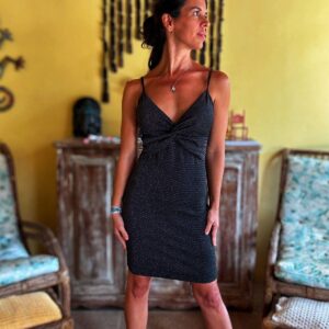 Vestido tubinho preto com brilho – tam 38