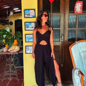 Macacão preto com bojo – tam P