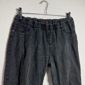 Calça preta jegging – tam 38