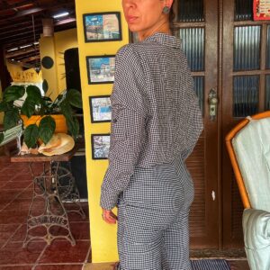 Camisa quadriculada preto e branca com manga comprida – Zara – tam M