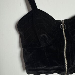 Top / cropped preto de veludo com ziper – Tuart – tam M