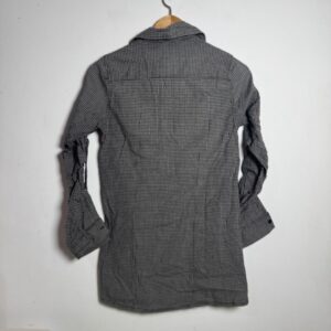 Vestido curto / Blusão manga comprida quadriculado preto e branco – Opção – tam  P