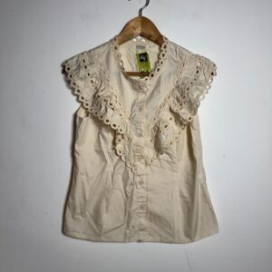 Blusa nude sem manga com detalhes de renda – Lean Moda – tam M