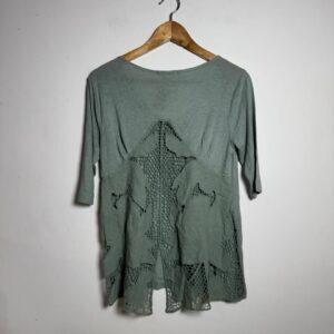 Blusa com recortes verde oliva – Kallayane – tam M