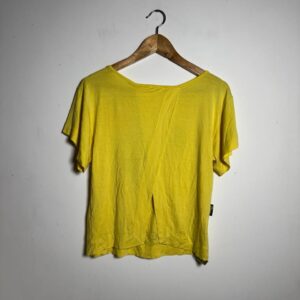 Camiseta amarela com desenho estilo anime – InTheStreet – tam M