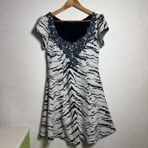Vestido animal print de zebra com bojo – Belo Traje – tam G