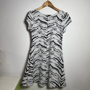 Vestido animal print de zebra com bojo – Belo Traje – tam G