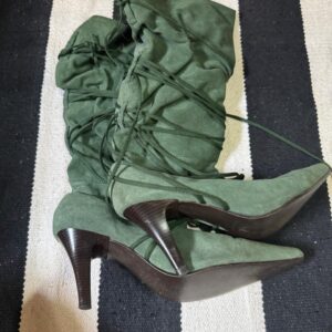 Bota de cano verde – tam 37