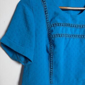 Cropped azul detalhado – Lumita – tam G