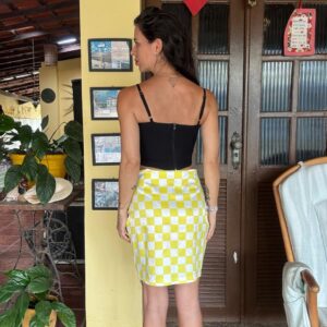 Saia quadriculada amarelo e branca – tam P