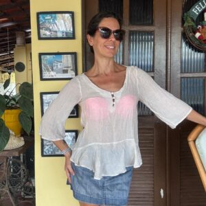 Camisa / Bata Branca de Algodão com Estampa de Borboleta – Farm – tam P