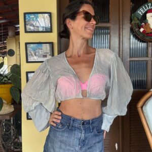 Cropped Plissado Esverdeado com Mangas Bufantes – Isy – tam P