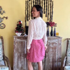 Camisa Feminina 100% Seda em Tom pérola / rosa claro – Daslu – tam 38