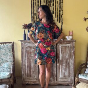 Vestido Curto Floral Fundo verde - Farm - tam M