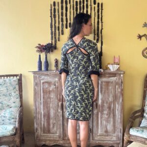 Vestido Verde Curto Estampa Pássaros – tam 38 / 40