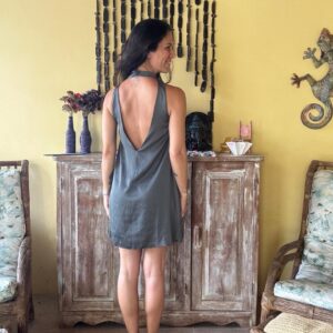 Vestido Curto Trapézio Grafite Acetinado – Fyi Wish – tam 34