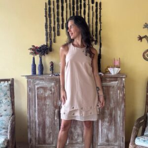 Vestido Curto Bege com Ilhoses – Varadero – tam P