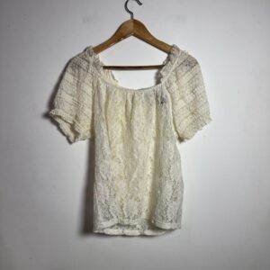 Blusa Branca Rendada Ombro Vazado – Elementais – tam P
