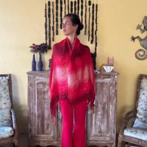 Lenço Vermelho com Detalhes Prateados