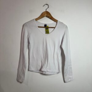 Blusa Branca Básica Manga Longa – Hering – tam M