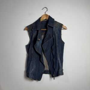 Colete Jeans com Aplicação Tachas – Show Girl – tam 40