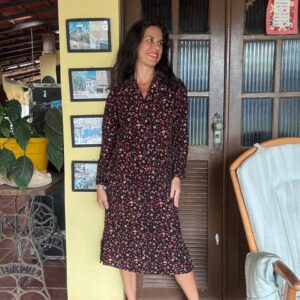 Conjunto Midi Floral Fundo Escuro - tam 38