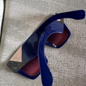 Óculos Quadrado Azul – Fendi