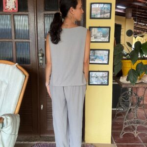 Conjunto blusa regata e calça cinzas – Nalisa – tam G