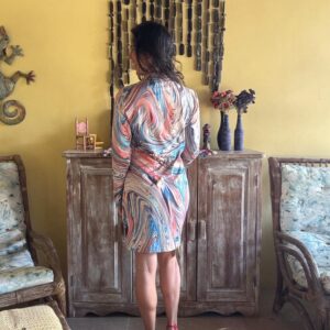 Vestido Curto Estampa Abstrata Colorida – tam M