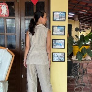 Conjunto de linho Colete e Calça Bege – Cheville – tam 44