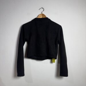 Jaqueta biker cropped preta atemporal – tam M