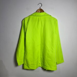 Blazer Neon Alongado e Vibrante – tam P