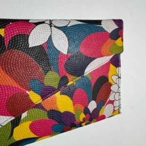 Carteira Envelope Estampa Floral Vibrante