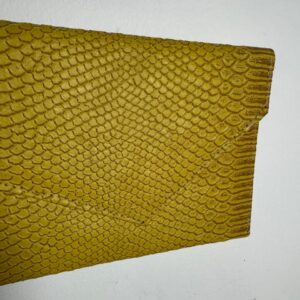 Bolsa Carteira Amarela Texturizada Python