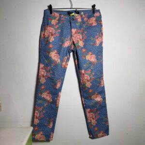 Calça Floral Fundo Azul – Hering – tam 40