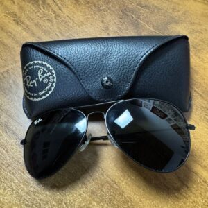 Óculos Escuros de Sol Aviador Preto com capa – Ray Ban *ORIGINAL*
