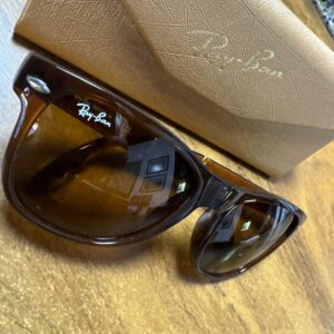 Óculos Escuros de sol Wayfarer marrom armação dobrável – Ray Ban – *original*