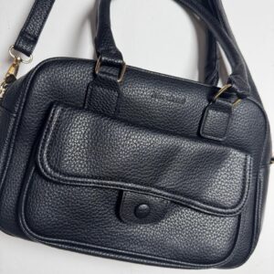 Bolsa Baú Preta Texturizada Transversal