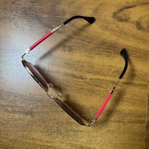 Óculos Escuros de Sol  Dourado e Vermelho – Prada – *original*