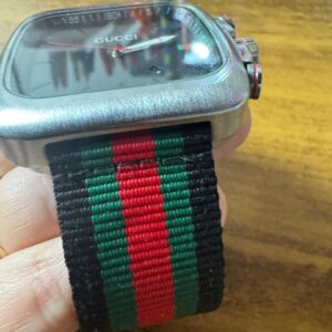 Relógio Pulseira Listrada Colorida – Gucci