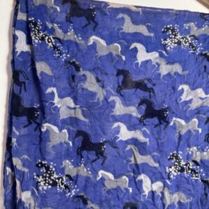 Lenço Estampado Cavalos Azul