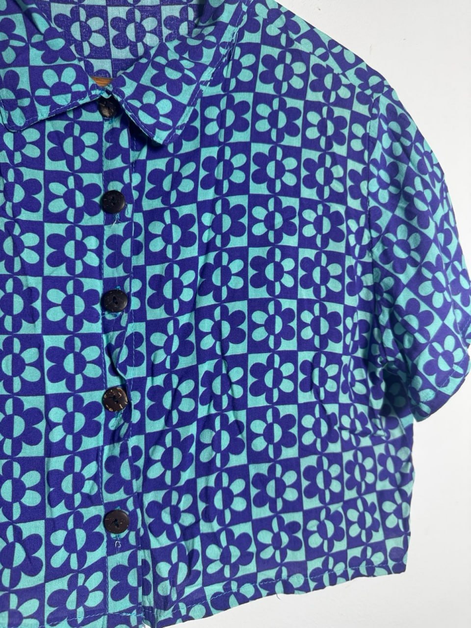 Cropped Estampa Floral Quadriculada Azul – tam G - Imagem 3
