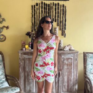 Vestido Curto Estampa Floral e Corrente nas Costas – tam PP